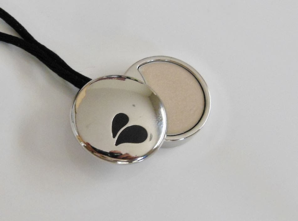 Product Review: Mary Kay Thinking of You Perfume Pendant | The Beauty ...