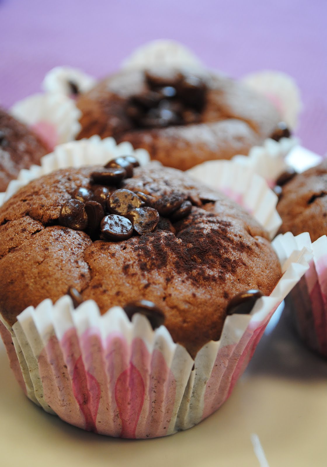 Küchenzaubereien: Dark Chocolate Muffins mit weichem Schokokern