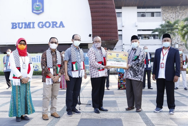 Pemprov NTB serahkan bantuan Rp 456 juta untuk Palestina