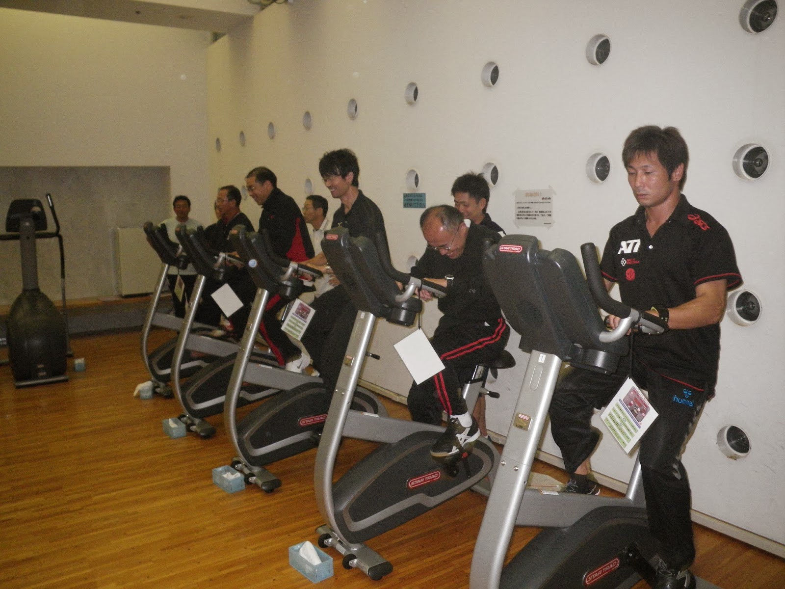 はなまきのスポーツ情報はここから 花巻市総合体育館のトレーニング器具がリニューアルされました