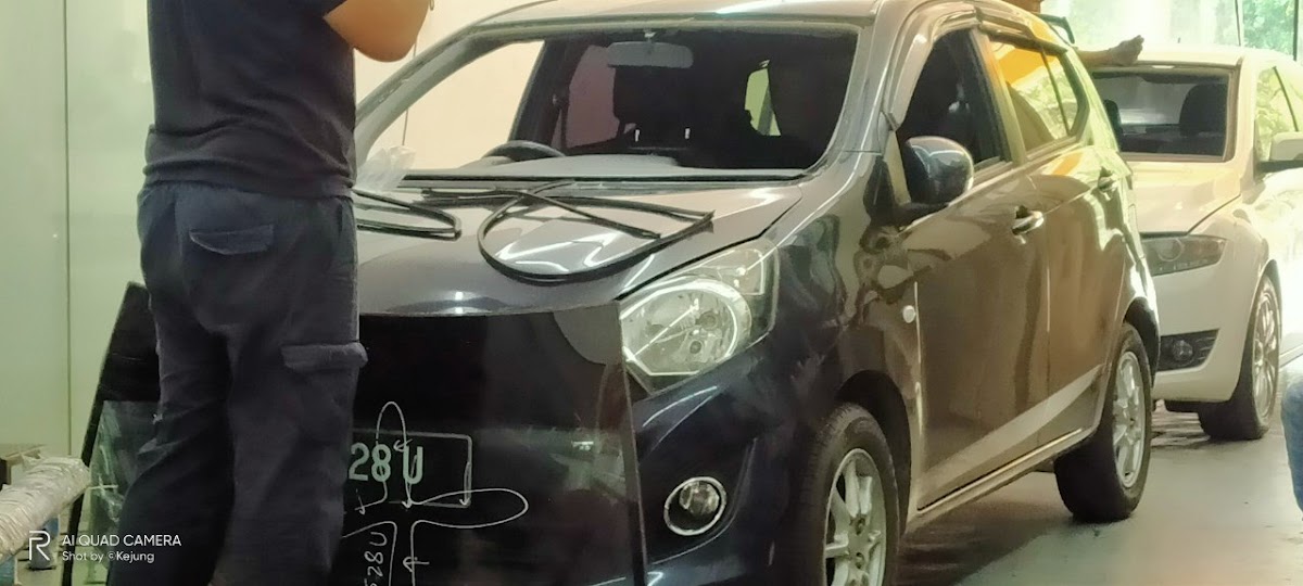 Harga Insurans Cermin Kereta : Cermin Kereta Pecah Retak Cara Claim