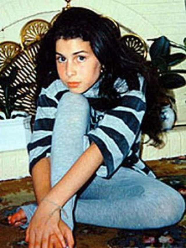 20 Adorable Photos of Amy Winehouse as a Child From the 1980s Vintage