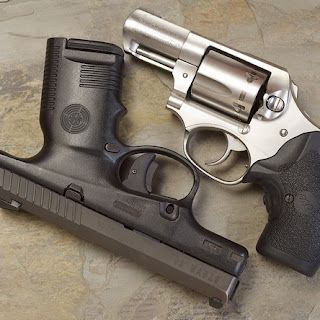 Pistol vs Revolver: Tactical differences