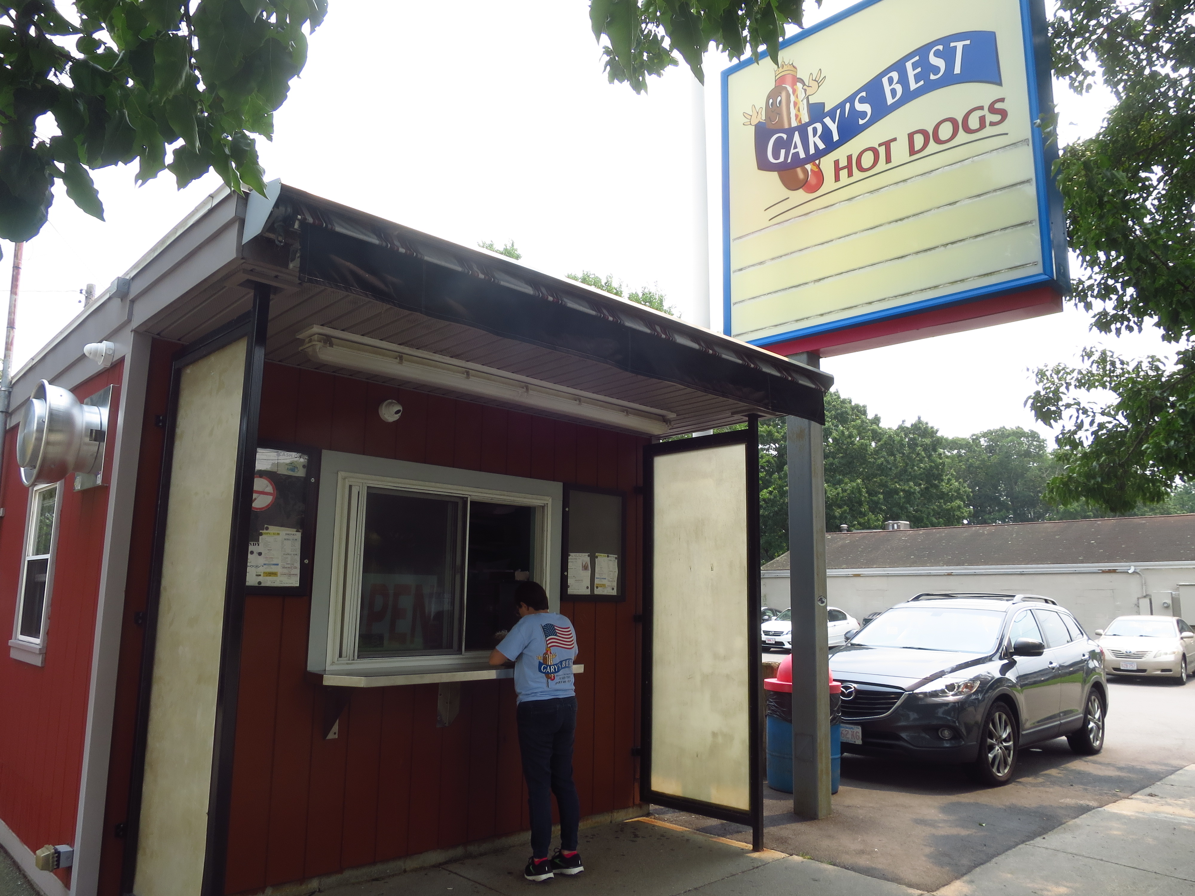 Smokin' Chokin' and Chowing with the King Eating BIG in New England