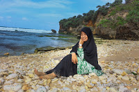 Pantai Nguyahan Gunung Kidul Yogyakarta