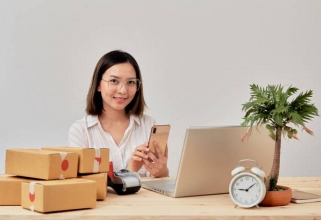 Perbedaan Packing Barang dan Loading Barang, Serta Tips Cara Mengemas