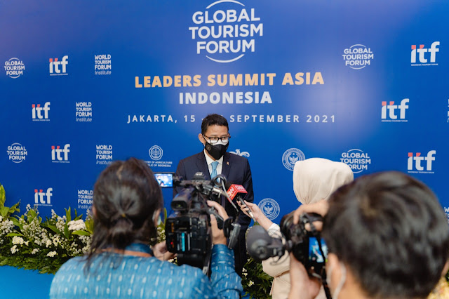 Sandiaga Uno Pimpin Minister Talk di Global Tourism Forum 2021 Sandiaga Uno Pimpin Minister Talk di Global Tourism Forum 2021