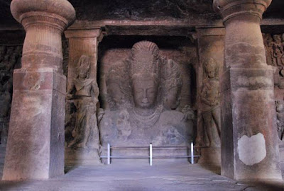 Picture of Mahesmurti statue in Elephanta Caves, Mumbai, India