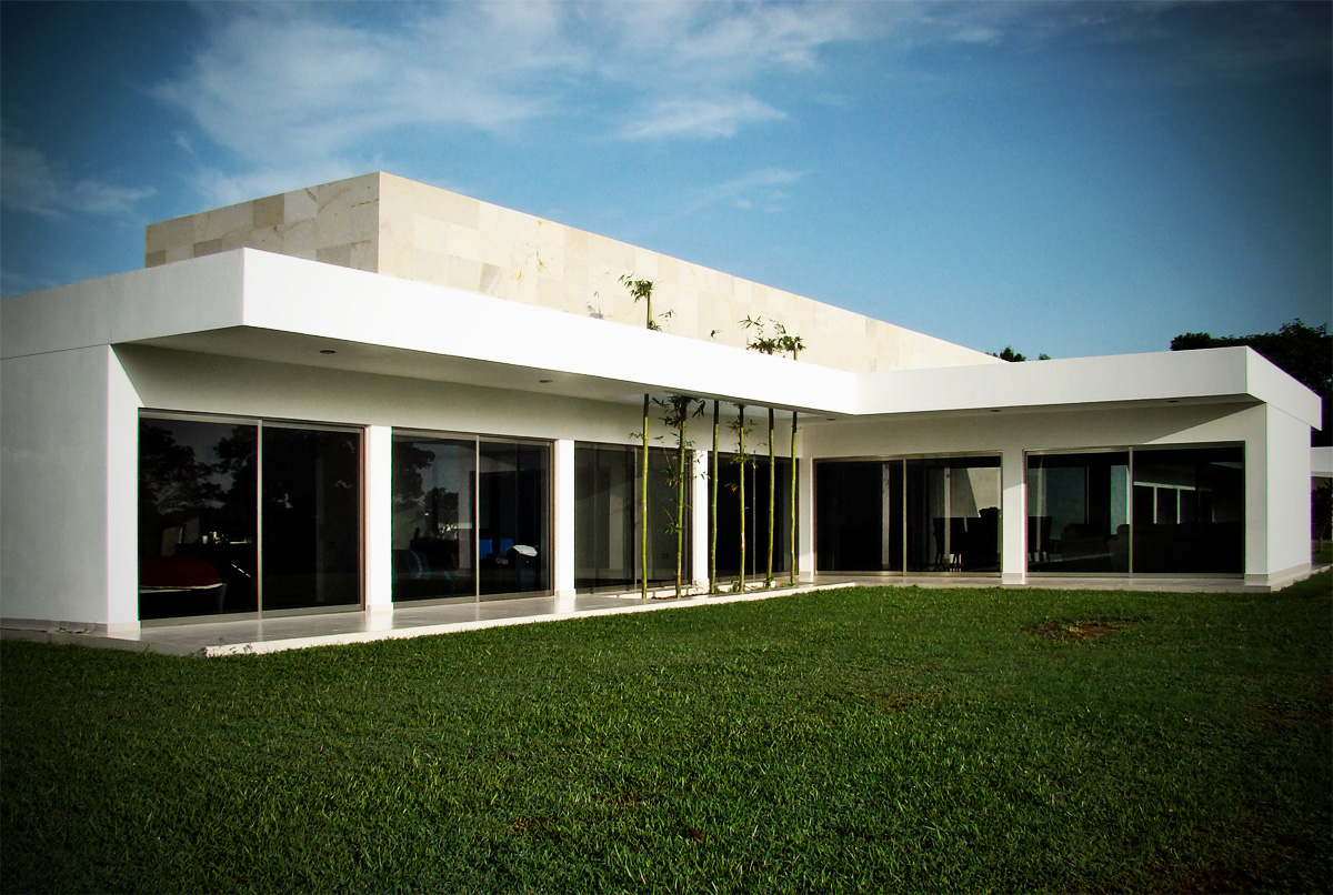 HABITAR CASA PONCE