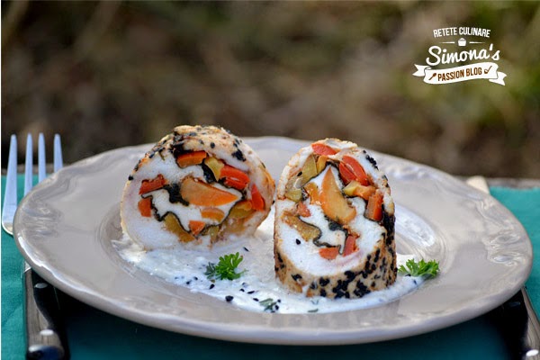 Rulada de pui cu legume si foi nori