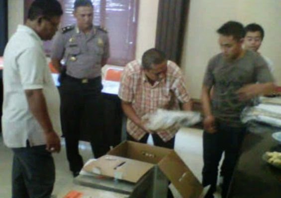 65 TPS Digugat, KPU Tabanan Buka Kotak Suara