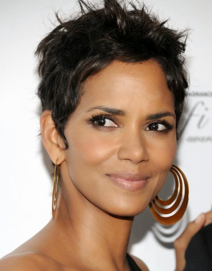 Super star life style photo gallary : Halle Maria Berry