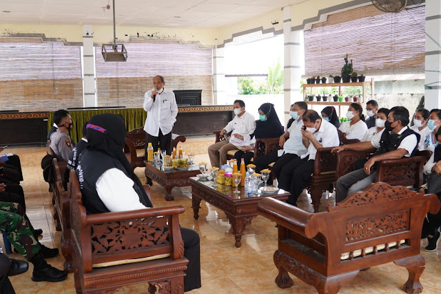 Walikota Tebingtinggi Tinjau Penanganan Covid-19 di Kecamatan Walikota Tebingtinggi Tinjau Penanganan Covid-19 di Kecamatan