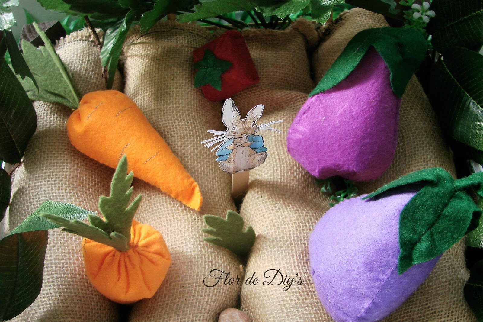 Flor de diy's: Huerto de fieltro en caja de fresas