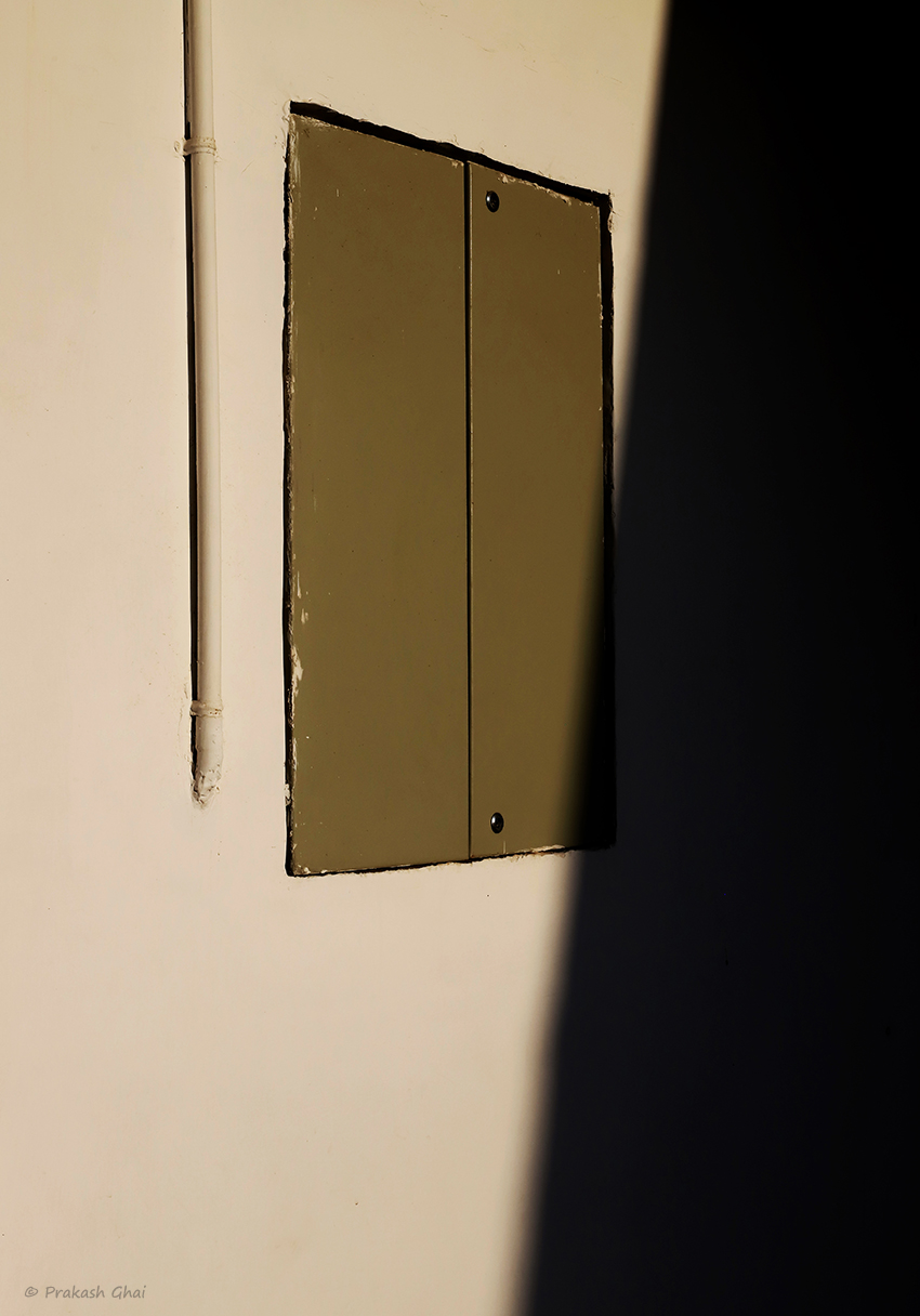 Minimalist Photography - by Prakash Ghai: Line Window Shadow