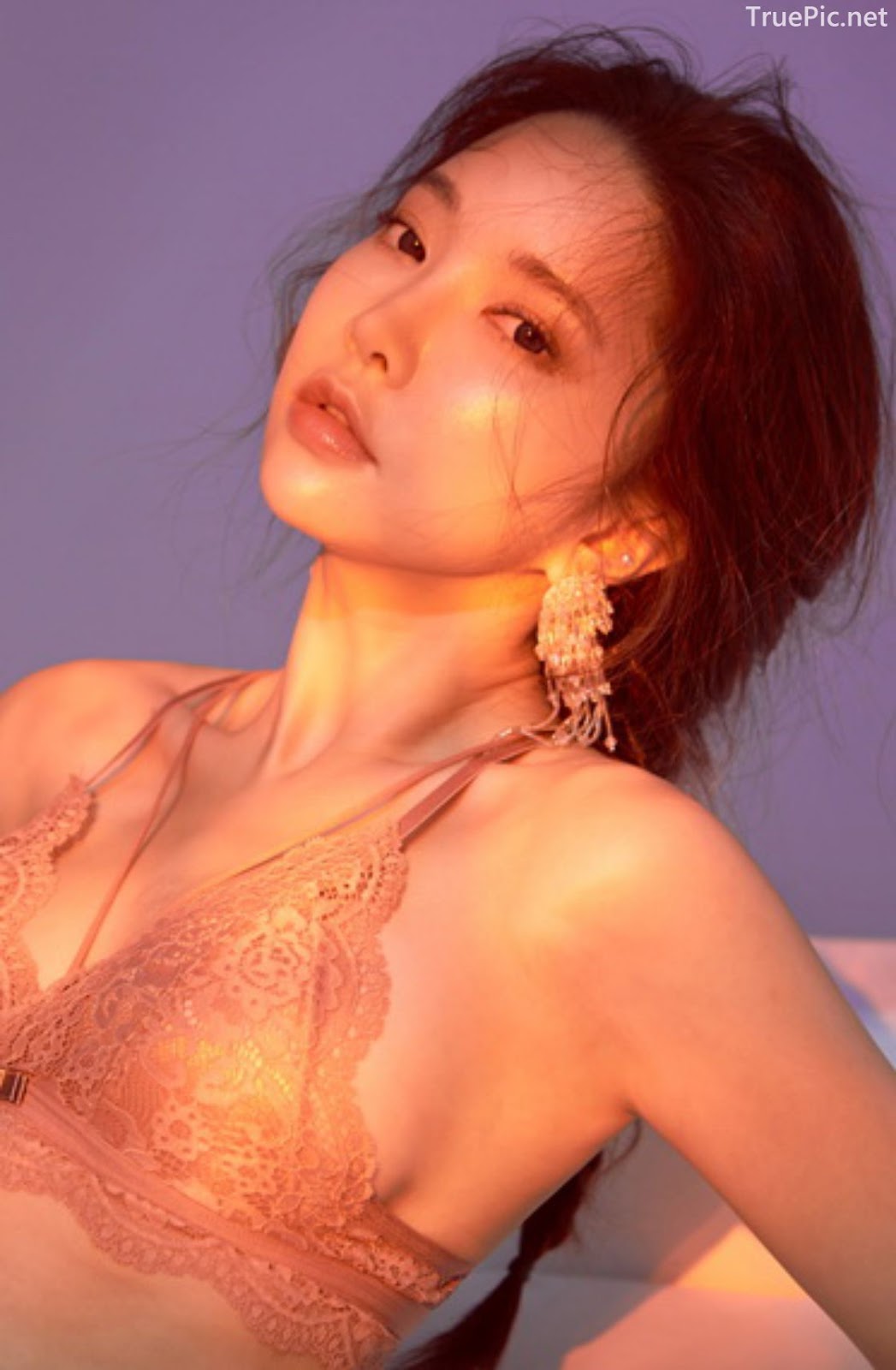 Korean model and fashion - Park Soo Yeon - Off-White Lavender and Salmon Pink Bra - Picture 18