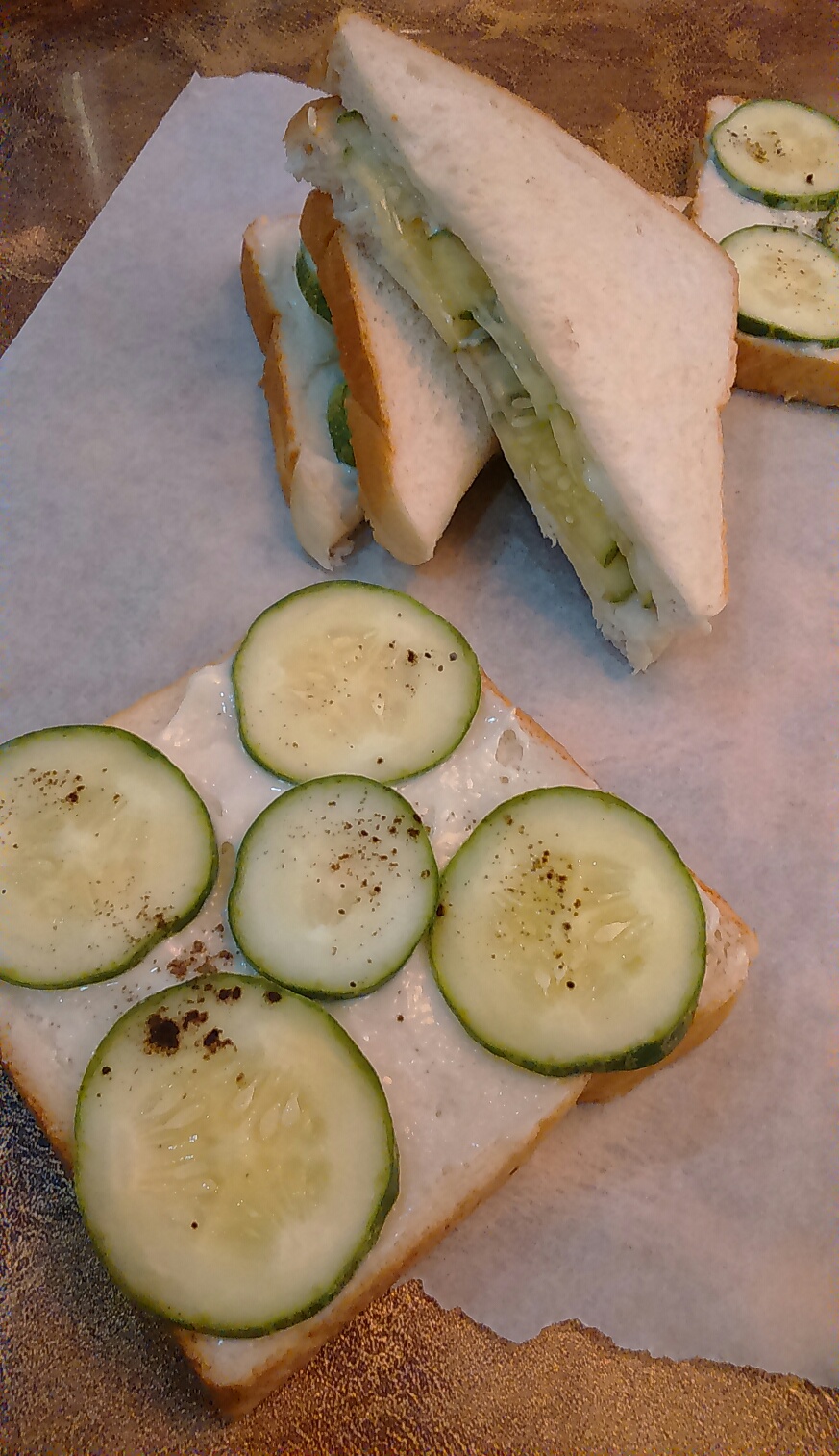 sarguna's fantabulous kitchen Cucumber Mayo Sandwich