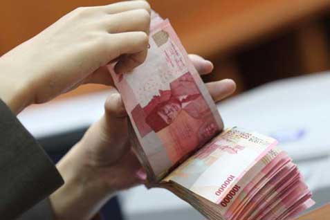 uang 10 juta rupiah