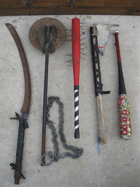 Unusual Survivor’s Weapons