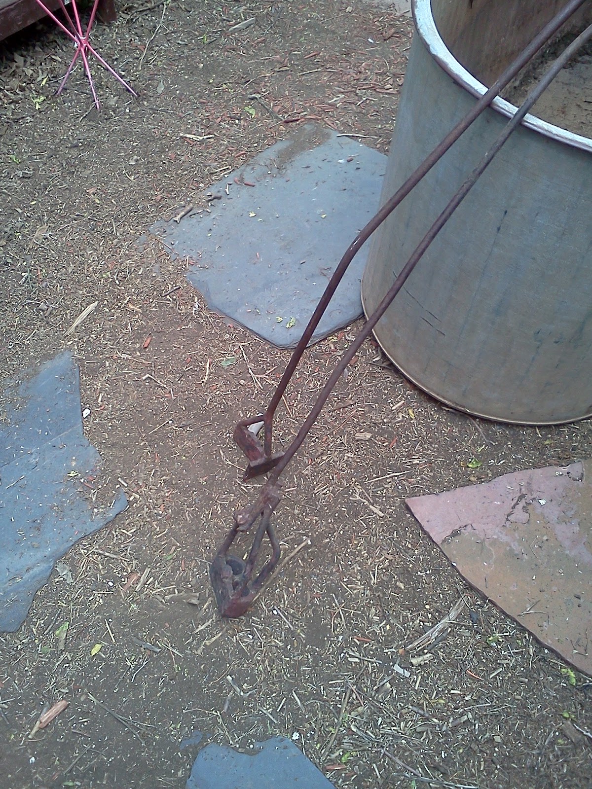 Maryland House Antiques Galvanized oval water trough, 85