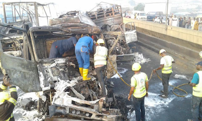 1a2 Photos: LASEMA confirms death of three men in Lagos-Ibadan expressway accident
