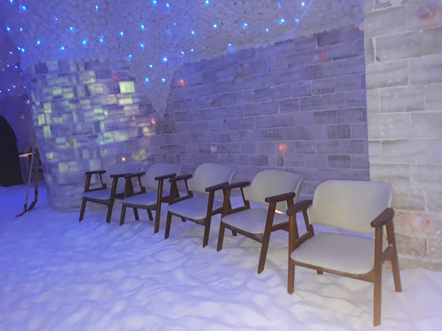 كهف الملح مكان للخروج أيضا كهف الملح مكان للخروج أيضا