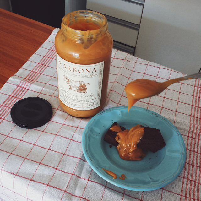 Imagem 3 - Doce de leite uruguaio na colher