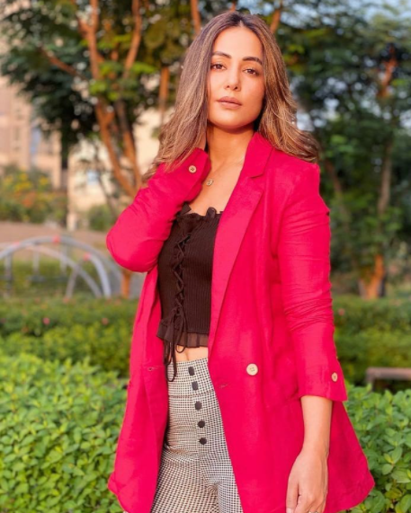 Exclusive: Hina Khan looked bold on the beach, Anupama's 'Kavya' got