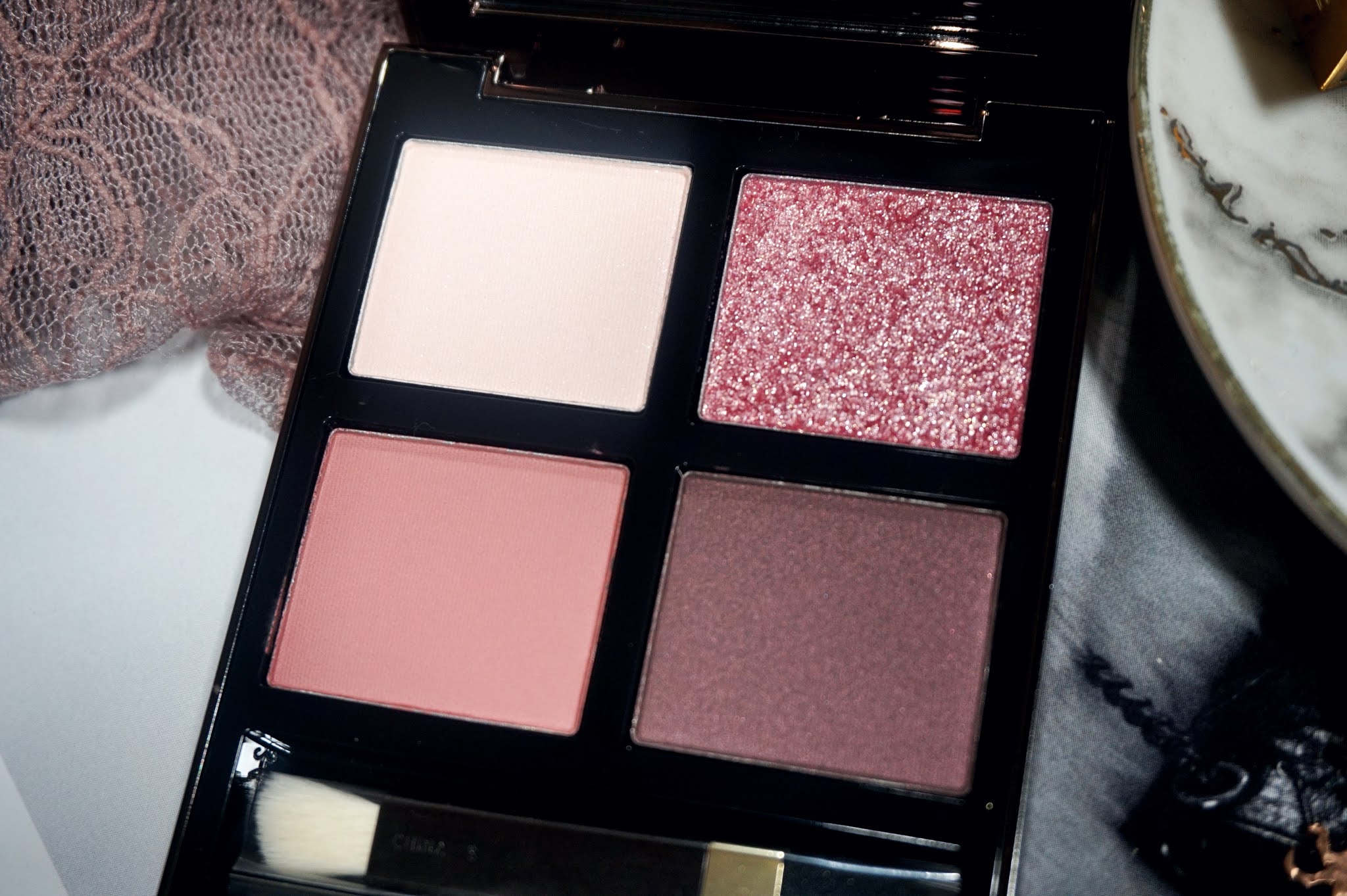 TOM FORD BEAUTY QUAD 030 Insolent Rose-
