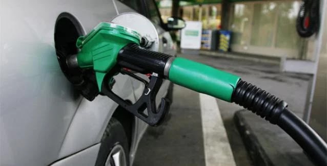 Επτάχρονο κοριτσάκι λαμπάδιασε σε βενζινάδικο (Βίντεο) Επτάχρονο κοριτσάκι λαμπάδιασε σε βενζινάδικο (Βίντεο)