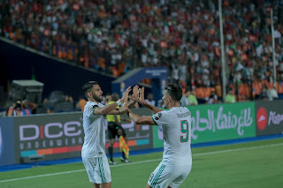 الجزائر تصعق نيجيريا وتضرب موعداً مع السنغال في نهائي الكأس