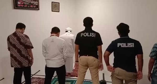 Habib Rizieq Jadi Imam Polisi