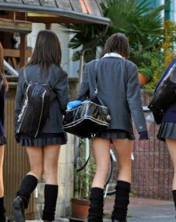 Inilah Fakta Para Pelajar Putri Jepang yang Ternyata Jarang Memakai Celana Dalam