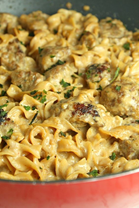 Creamy French Onion Sausage Pasta!