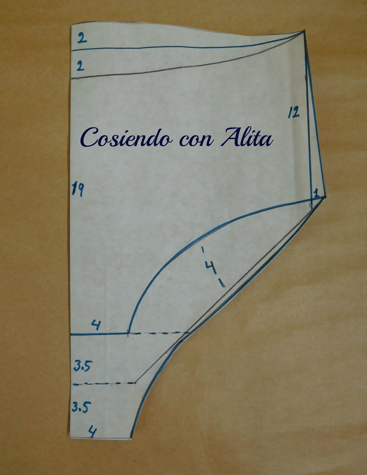 Cosiendo con Alita MOLDE BASE DE LOS CALZONES.