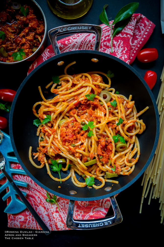 Pasta With Tuna, Tomatoes and Capers