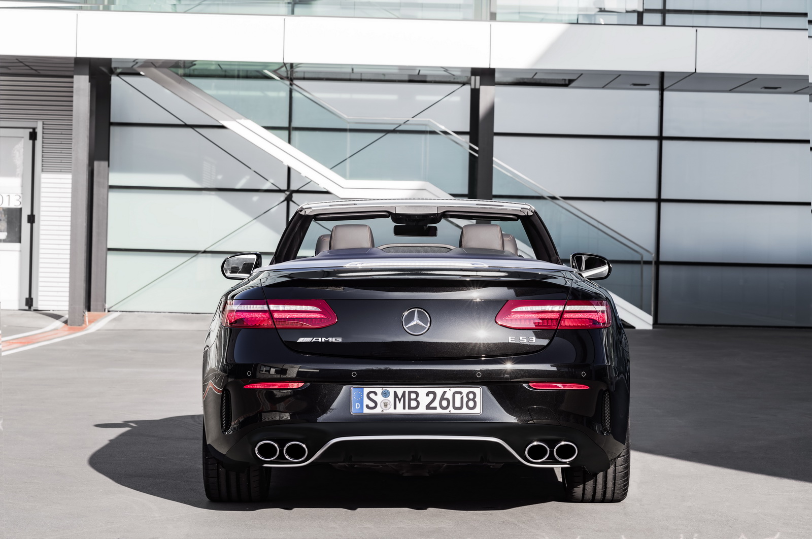 MERCEDES-AMG-E53-23.jpg