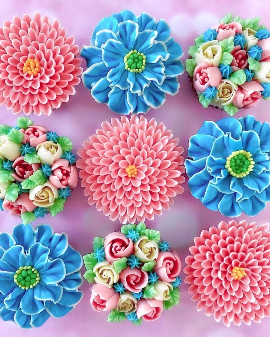Bright and colorful cupcake decorating ideas