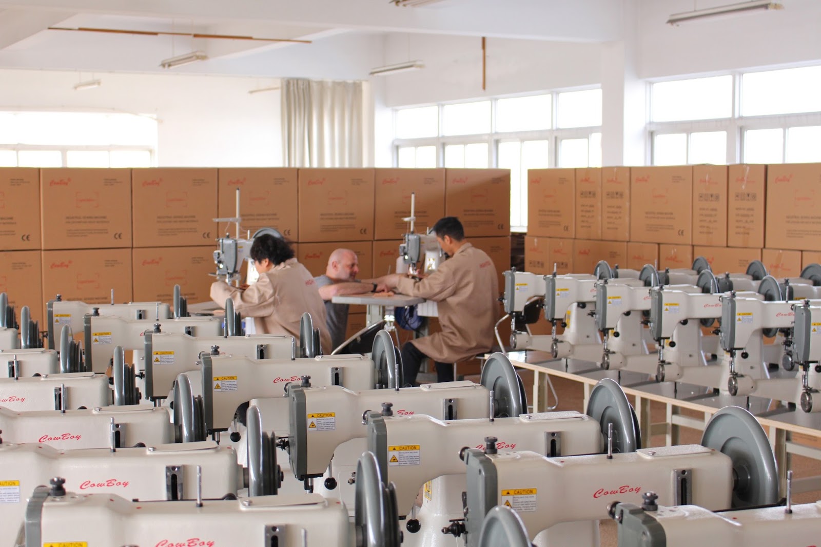 Heavy duty industrial sewing machines Cowboy CB3200 Leather Sewing Machinesaddle and harness