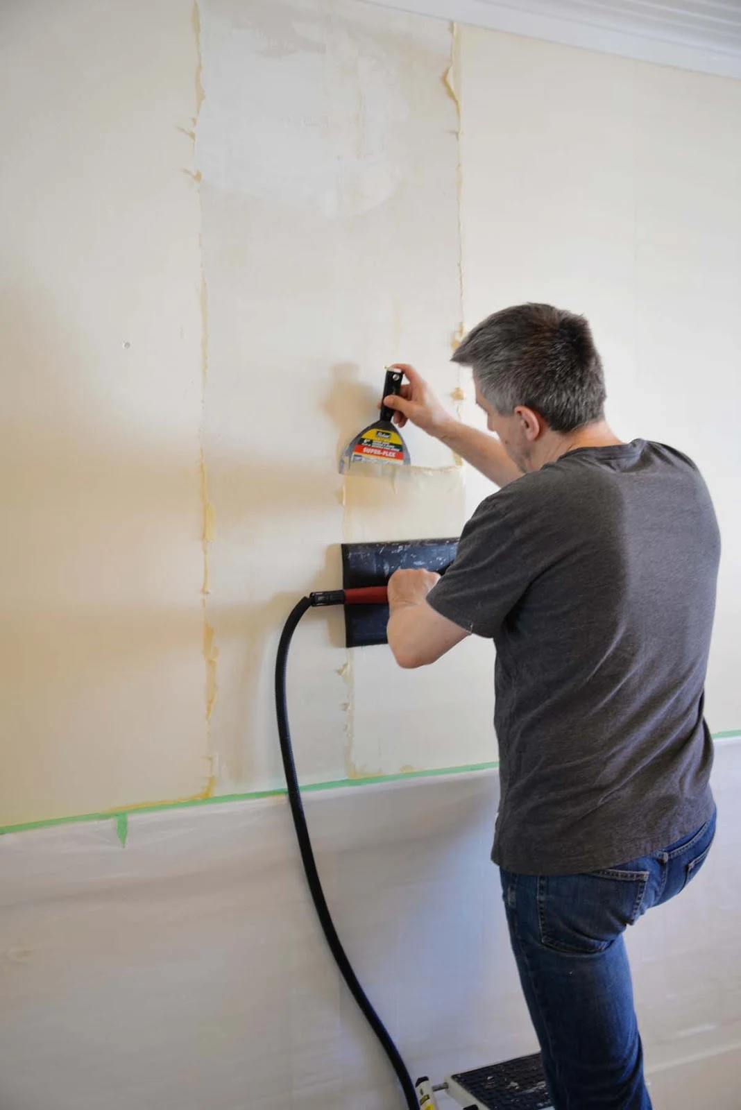 wallpaper removal, wallpaper steamer, removing wallpaper