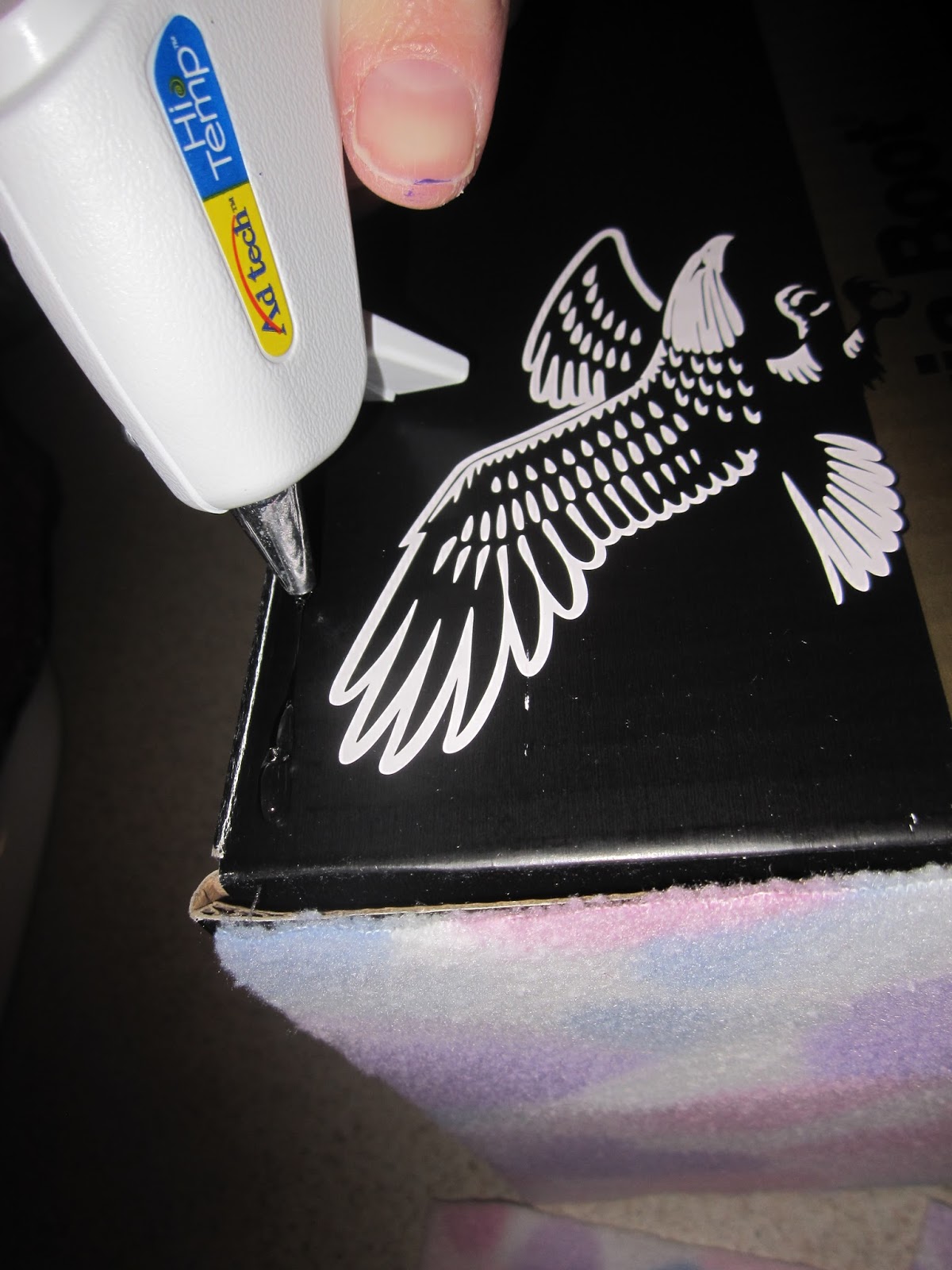 The Colors of my World: How to make a Barbie bed out of a cardboard box!