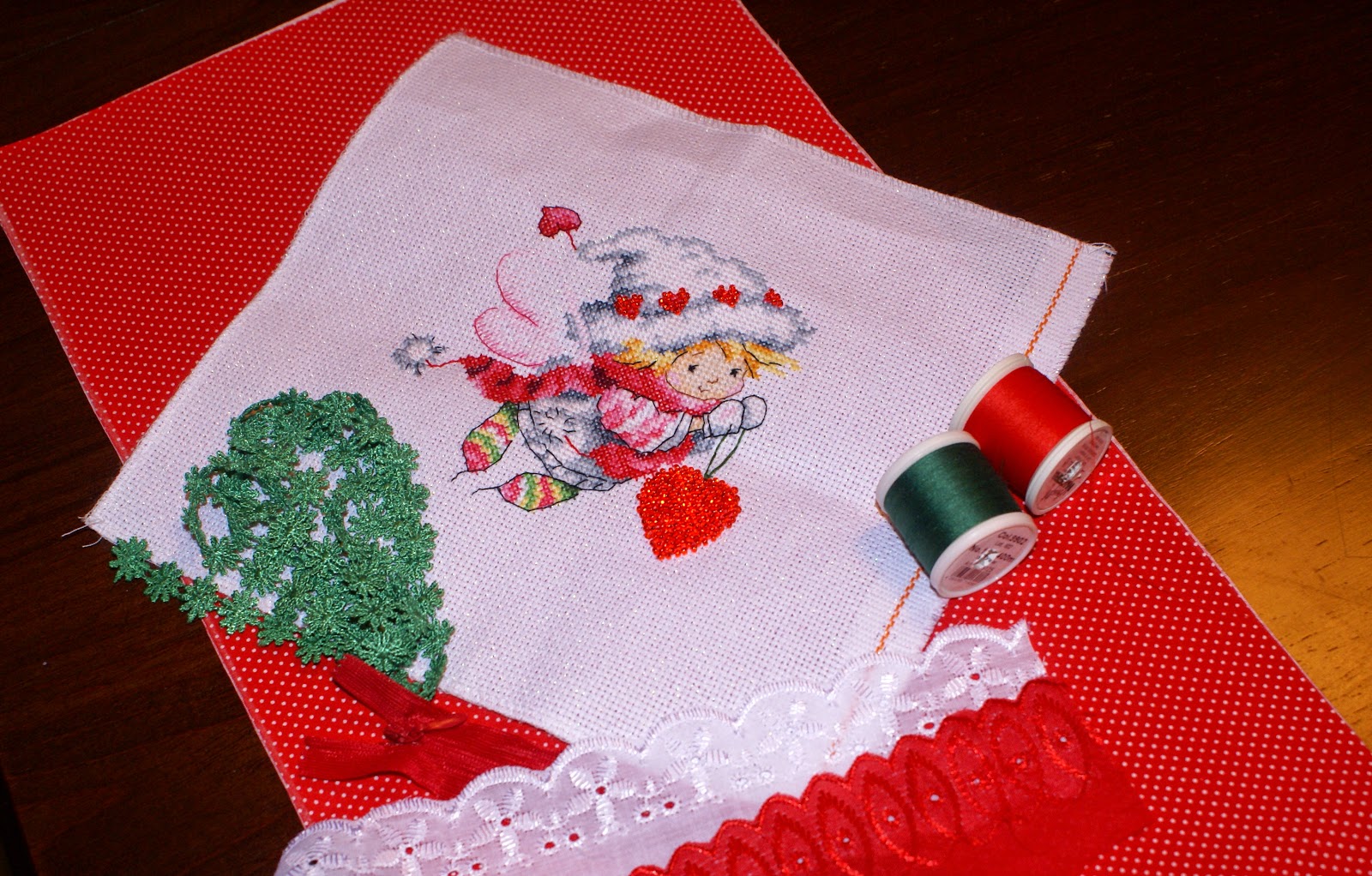 вырезка и вышивка 4. художественная вырезка из бумаги. как оформить вышивку сапожок. вырезка и вышивка 4. китайское искусство вырезания из бумаги.