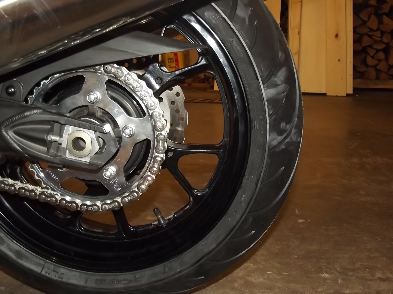 Erik's Motorcycle Trips Zx14 New Chain, Sprockets and Tires... Part 2.