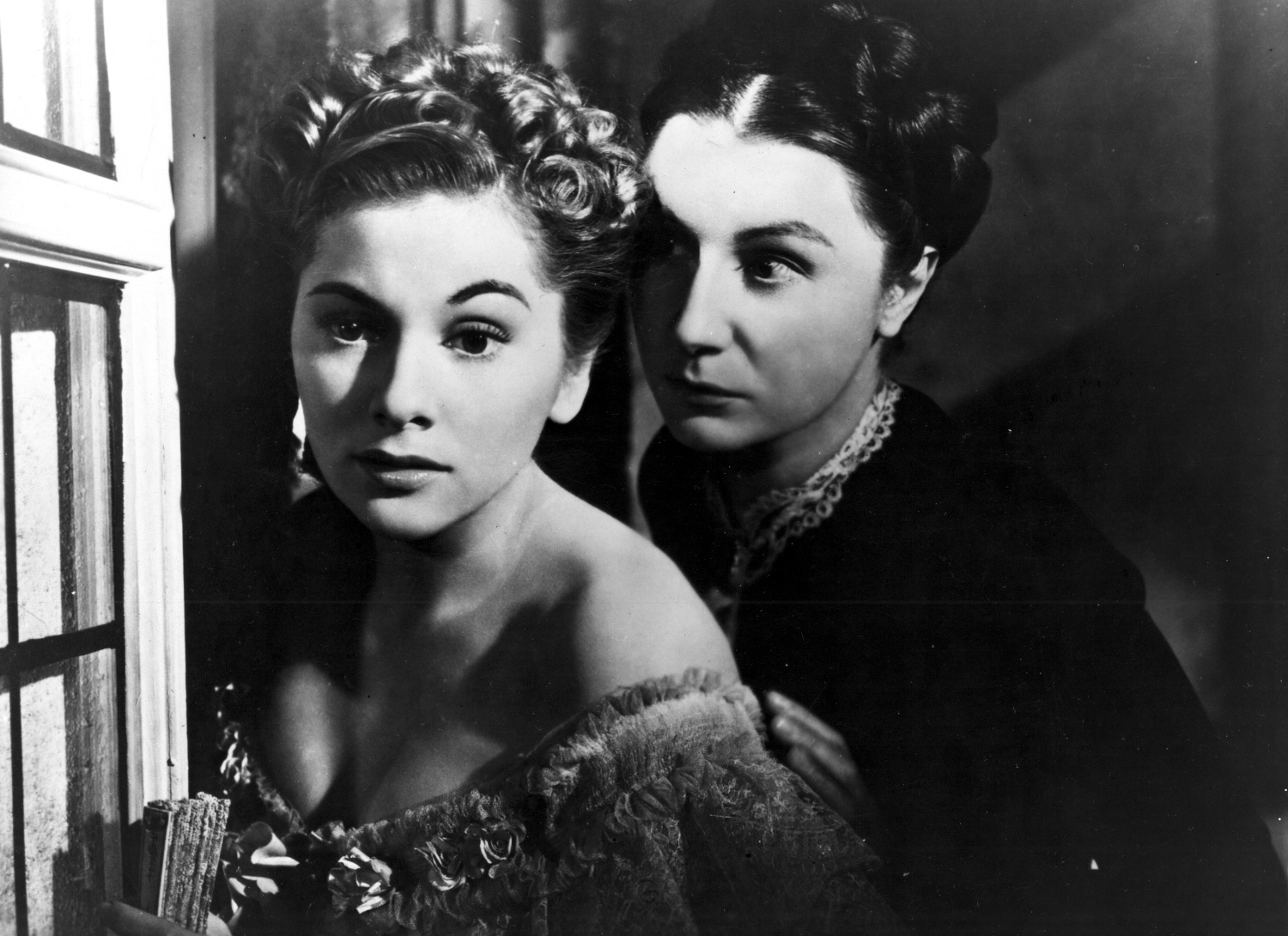 Rebeca, el origen del nombre de esta prenda de vestir El armario de