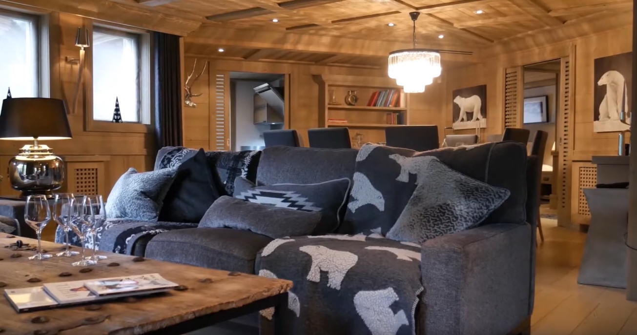 5 Photos vs. Chalet Black Pearl - Val d'Isere | Isle Blue Villa Interior Design Tour
