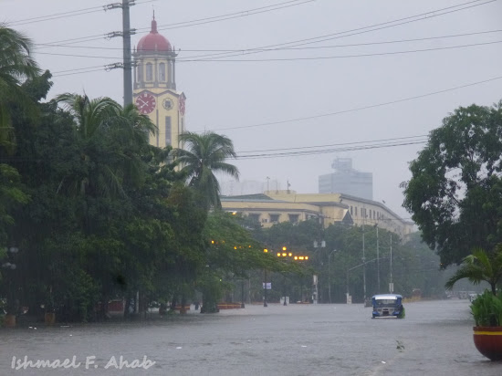 Manila City Hall flooded due to Habagat floods