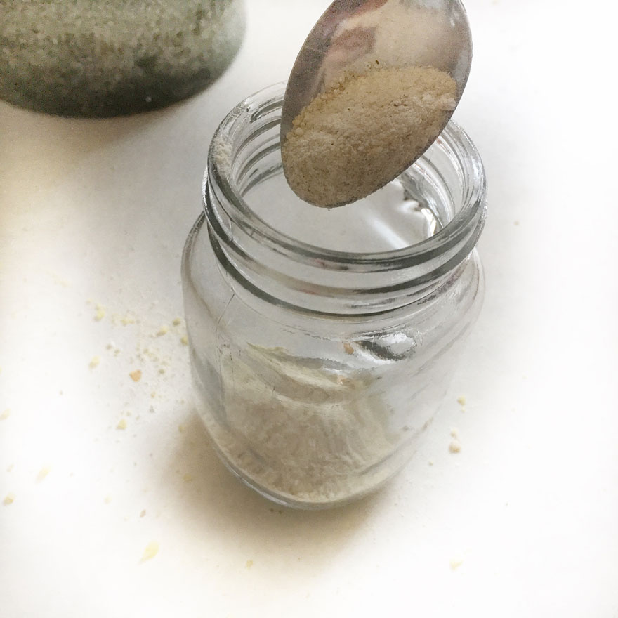 How to Make a Frankincense Oil Infusion