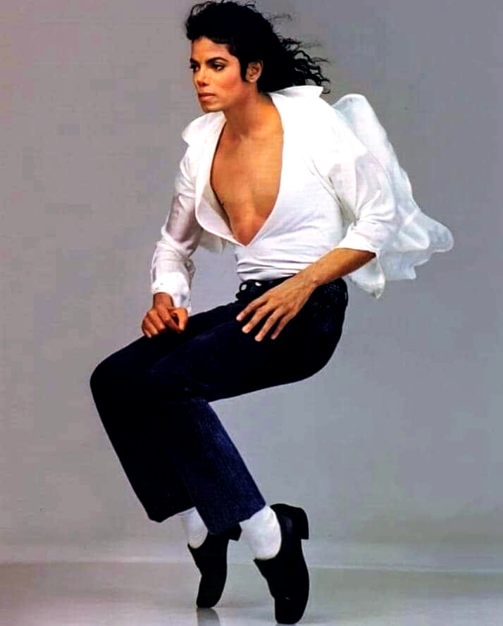 Michael Jackson Biography, Lifestyle, Family, Net worth. Chinguria Barta