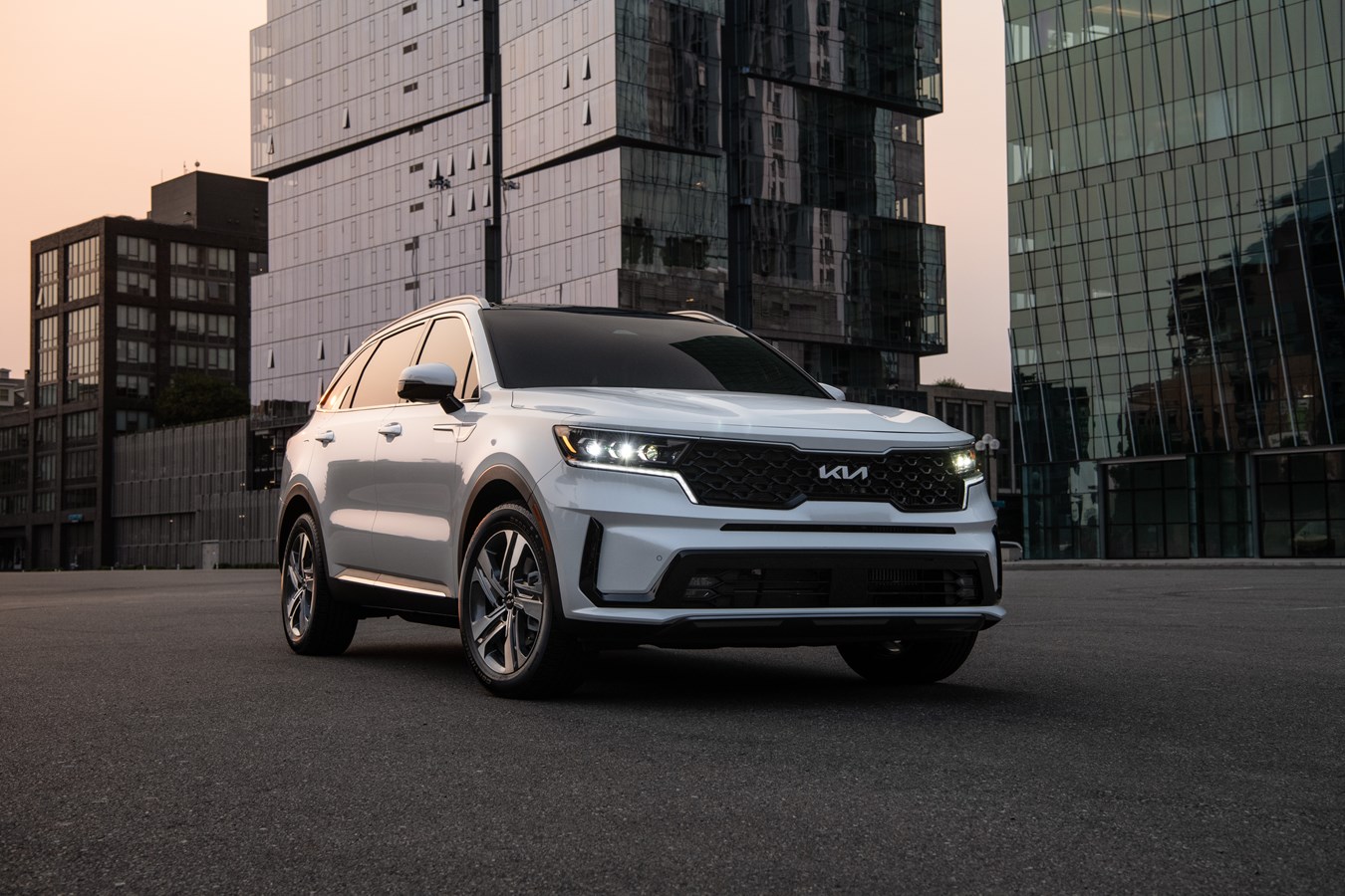 Jim Butler KIA St. Louis’ KIA Powerhouse 2022 Kia Sorento PHEV to