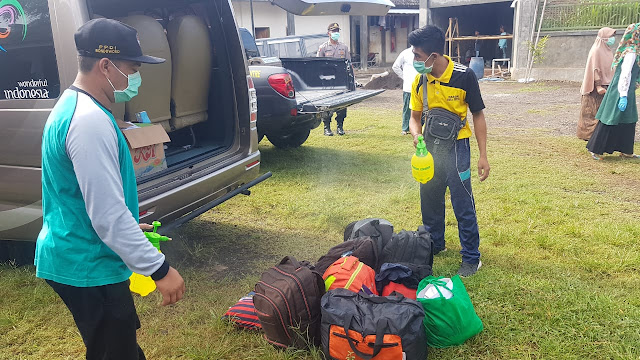 Pemeriksaan Santri  PP. Ibin Salim Jetis, Curahdami Yang Pulang Ke Jember dan Bali